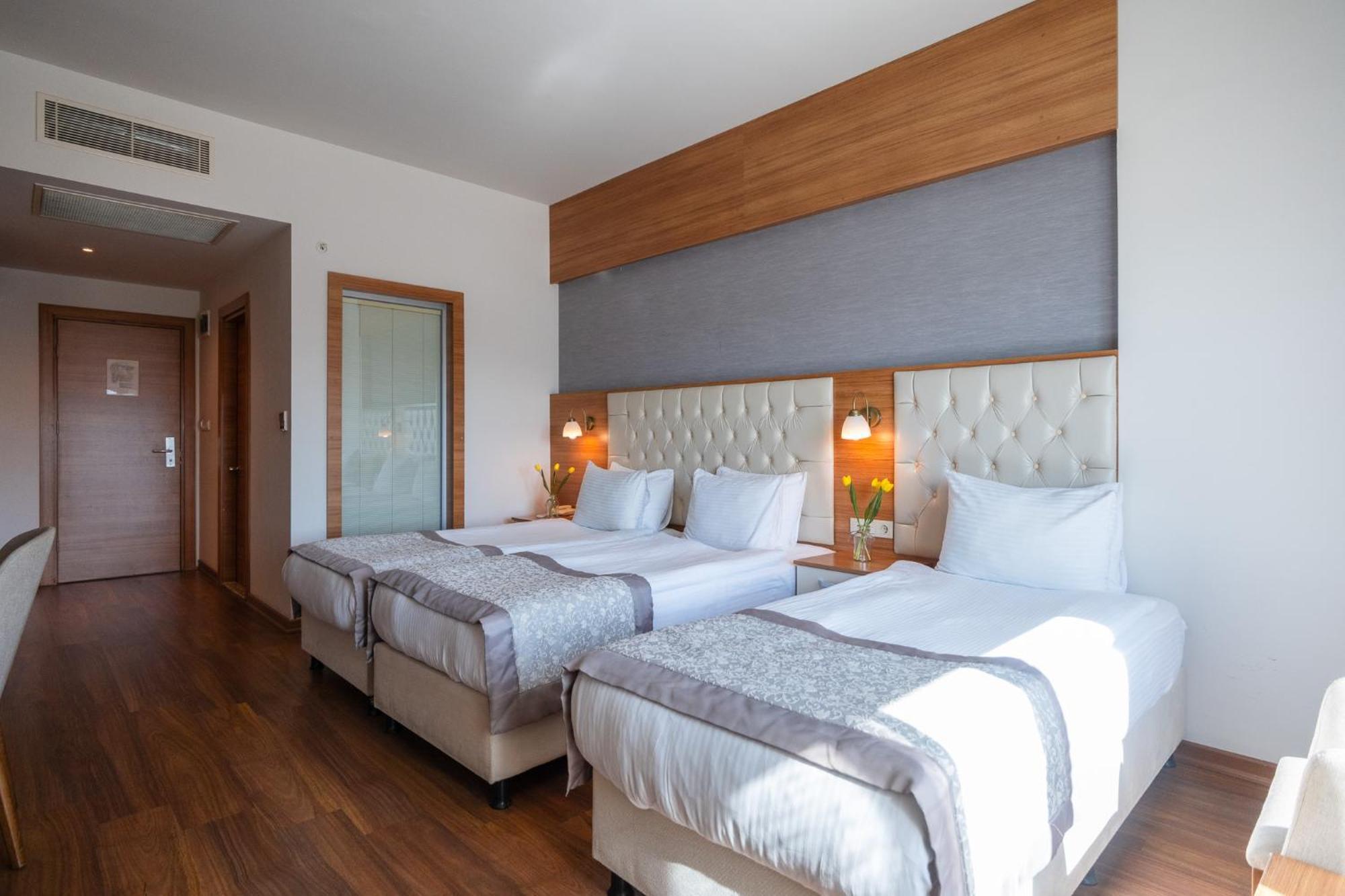 צ'נקלה Parion Hotel מראה חיצוני תמונה
