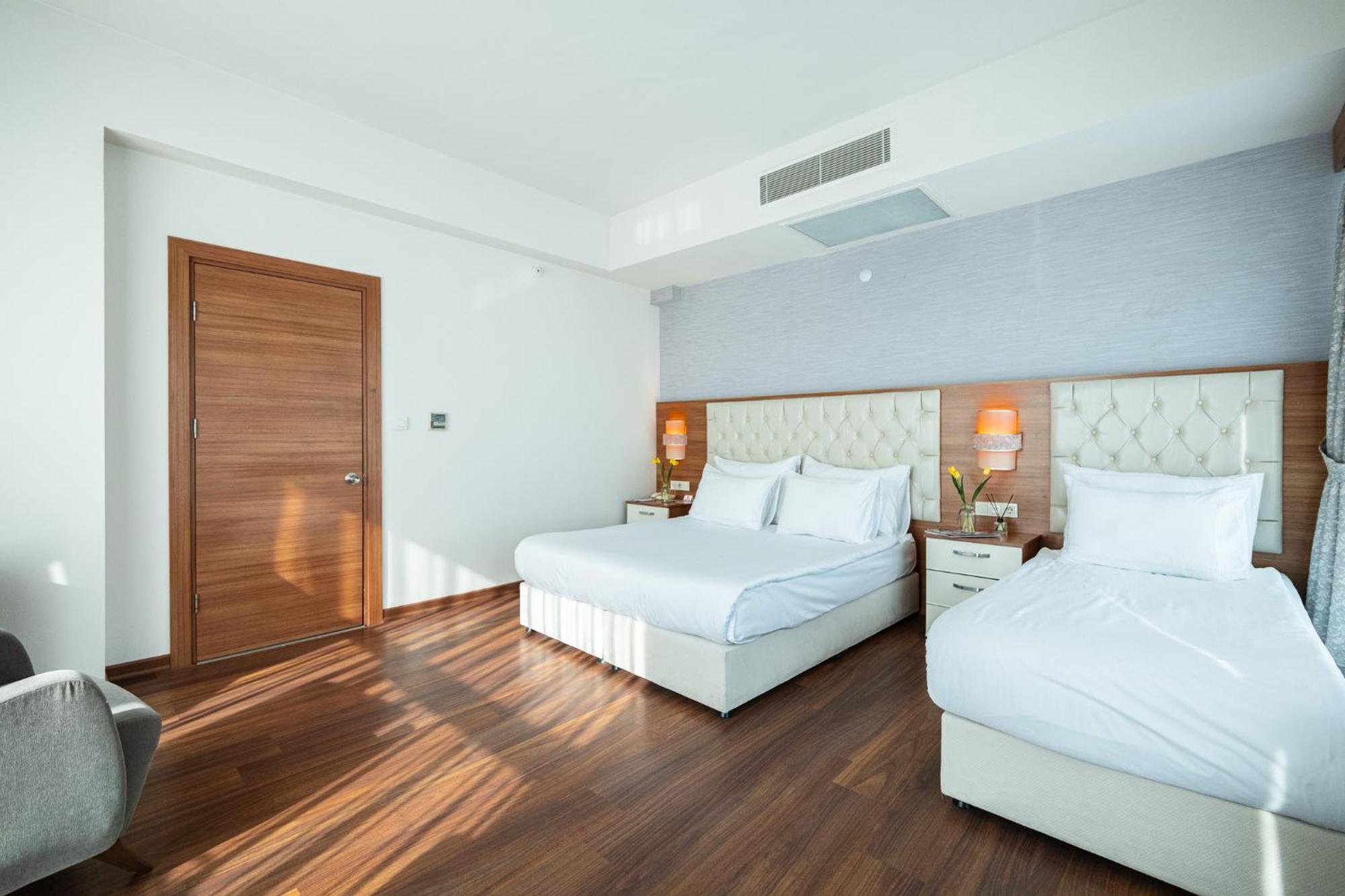 צ'נקלה Parion Hotel מראה חיצוני תמונה