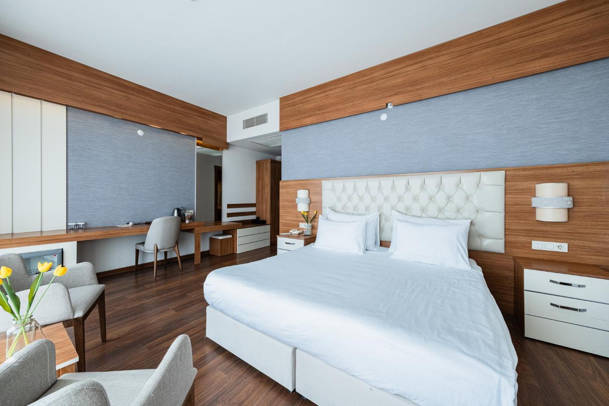 צ'נקלה Parion Hotel מראה חיצוני תמונה