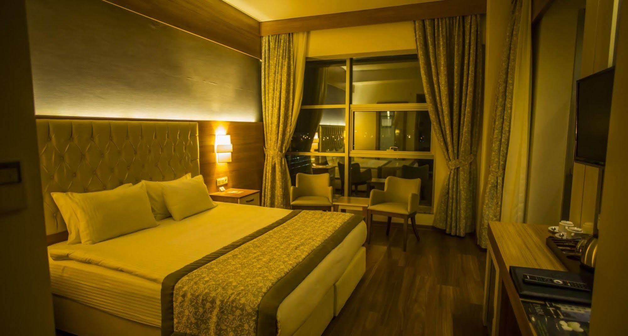 צ'נקלה Parion Hotel מראה חיצוני תמונה